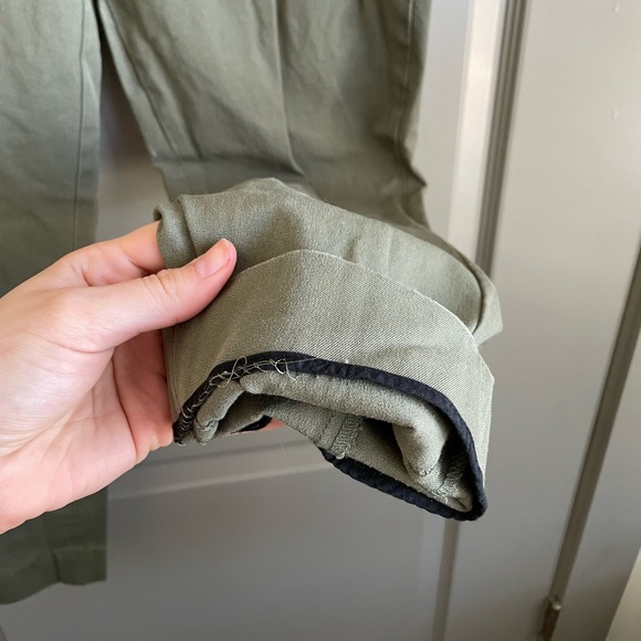 Everlane The Side Zip Stretch Work Pant in Surplus/Sage Green - Picture 5 of 6